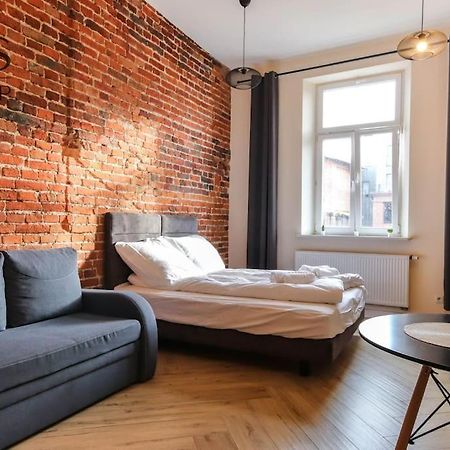 Apartament W Zabytkowej Kamienicy, Strzelecka 19 Краков Экстерьер фото