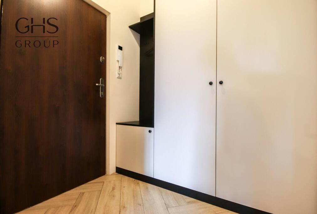 Apartament W Zabytkowej Kamienicy, Strzelecka 19 Краков Экстерьер фото